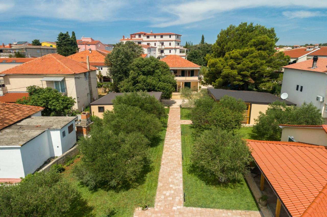 Apartmani Mara Pakoštane Kültér fotó