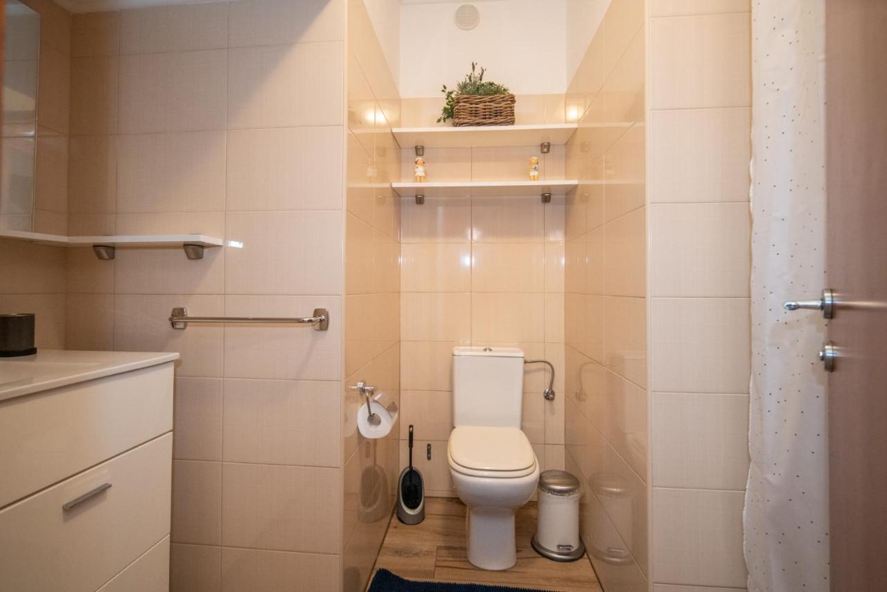 Apartmani Mara Pakoštane Kültér fotó