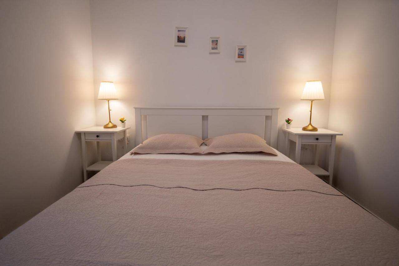 Apartmani Mara Pakoštane Kültér fotó